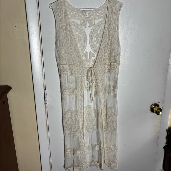 Rebellion cream embroidered mesh sleeveless tie front boho duster mermaidcore - Picture 2 of 10